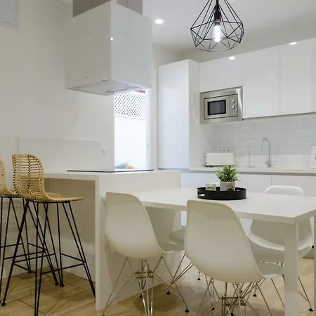 Lujosa Vivienda En Plena Juderia *