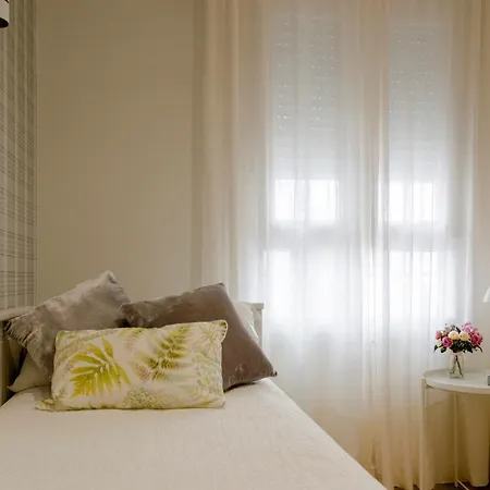 Lujosa Vivienda En Plena Juderia * Cordoba