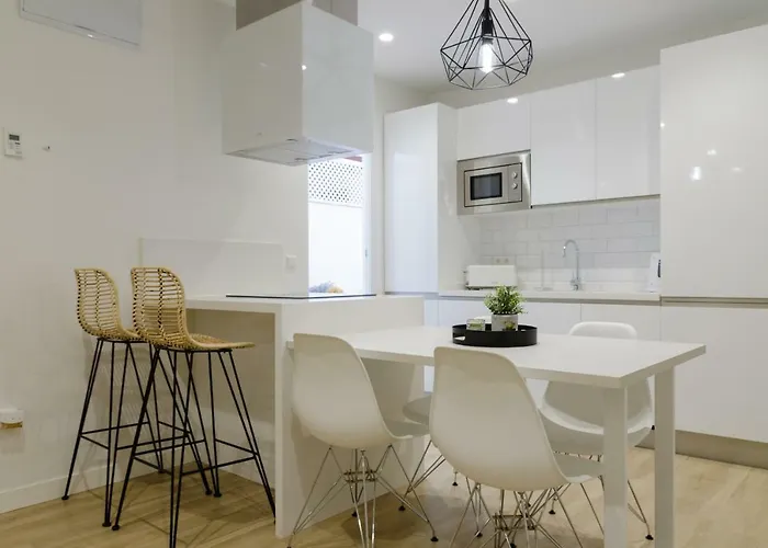 Lujosa Vivienda En Plena Juderia *